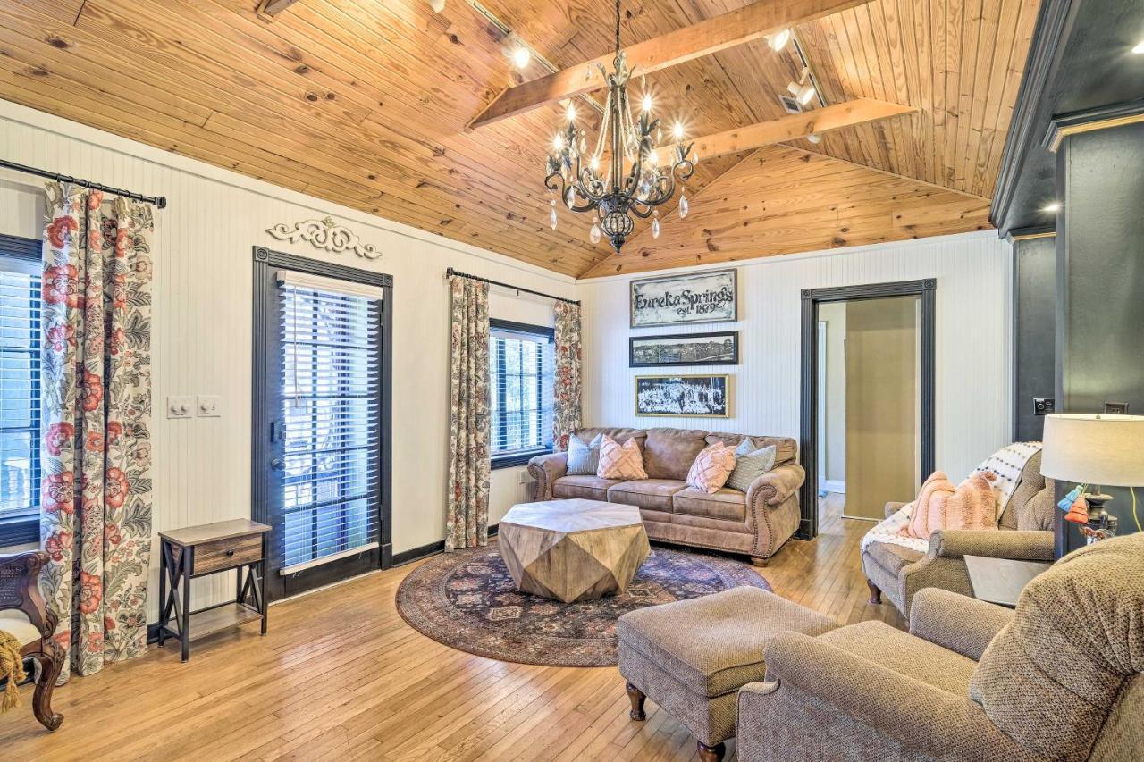 Eclectic Osage Cottage In Historic District Eureka Springs Eksteriør bilde