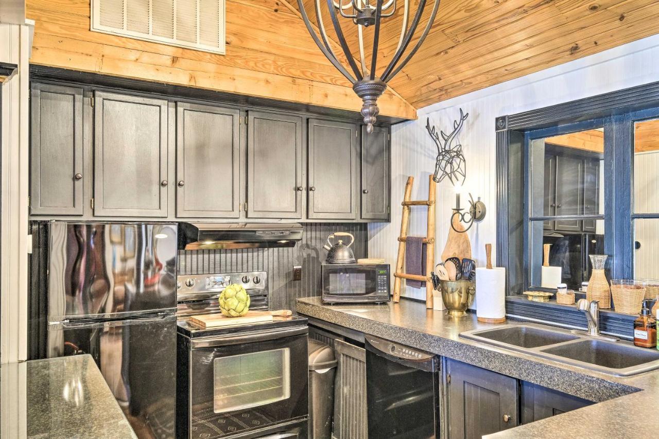 Eclectic Osage Cottage In Historic District Eureka Springs Eksteriør bilde